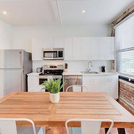 Historic Apartment In Prime Location Memphis Extérieur photo