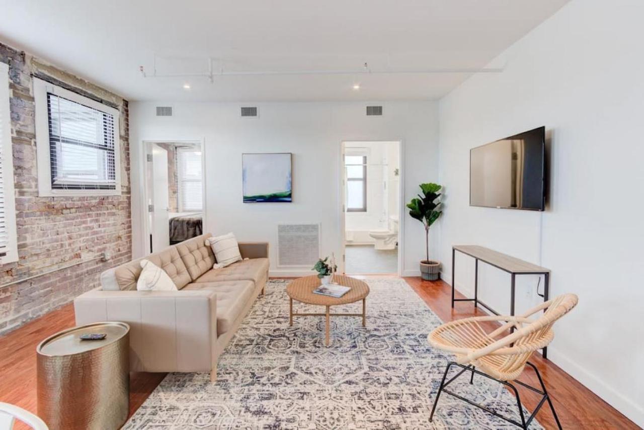 Historic Apartment In Prime Location Memphis Extérieur photo