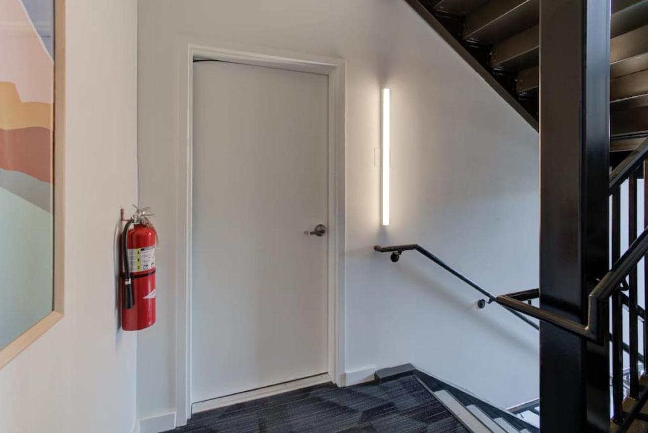 Historic Apartment In Prime Location Memphis Extérieur photo