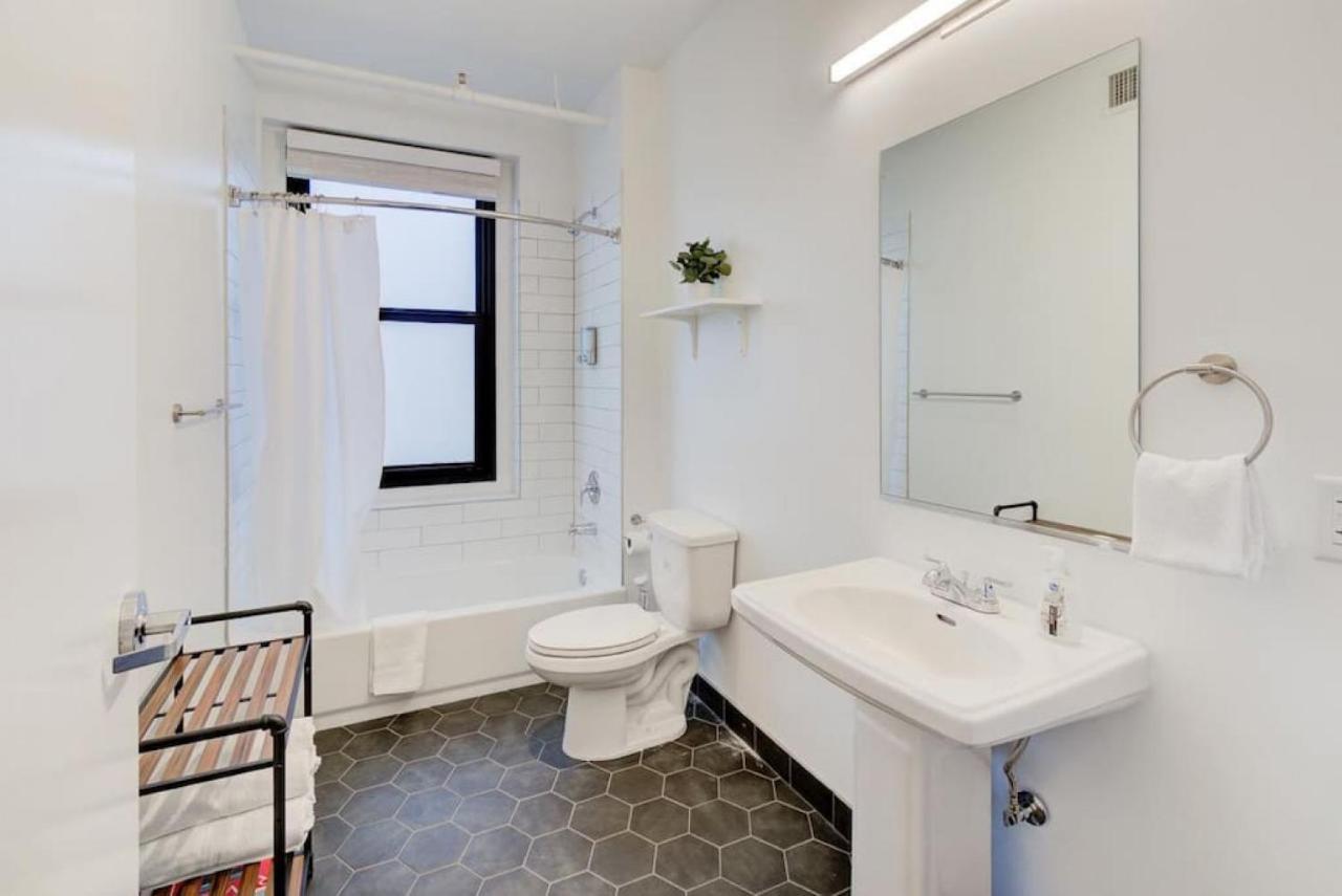 Historic Apartment In Prime Location Memphis Extérieur photo