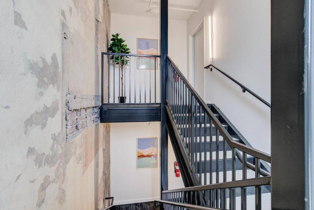 Historic Apartment In Prime Location Memphis Extérieur photo